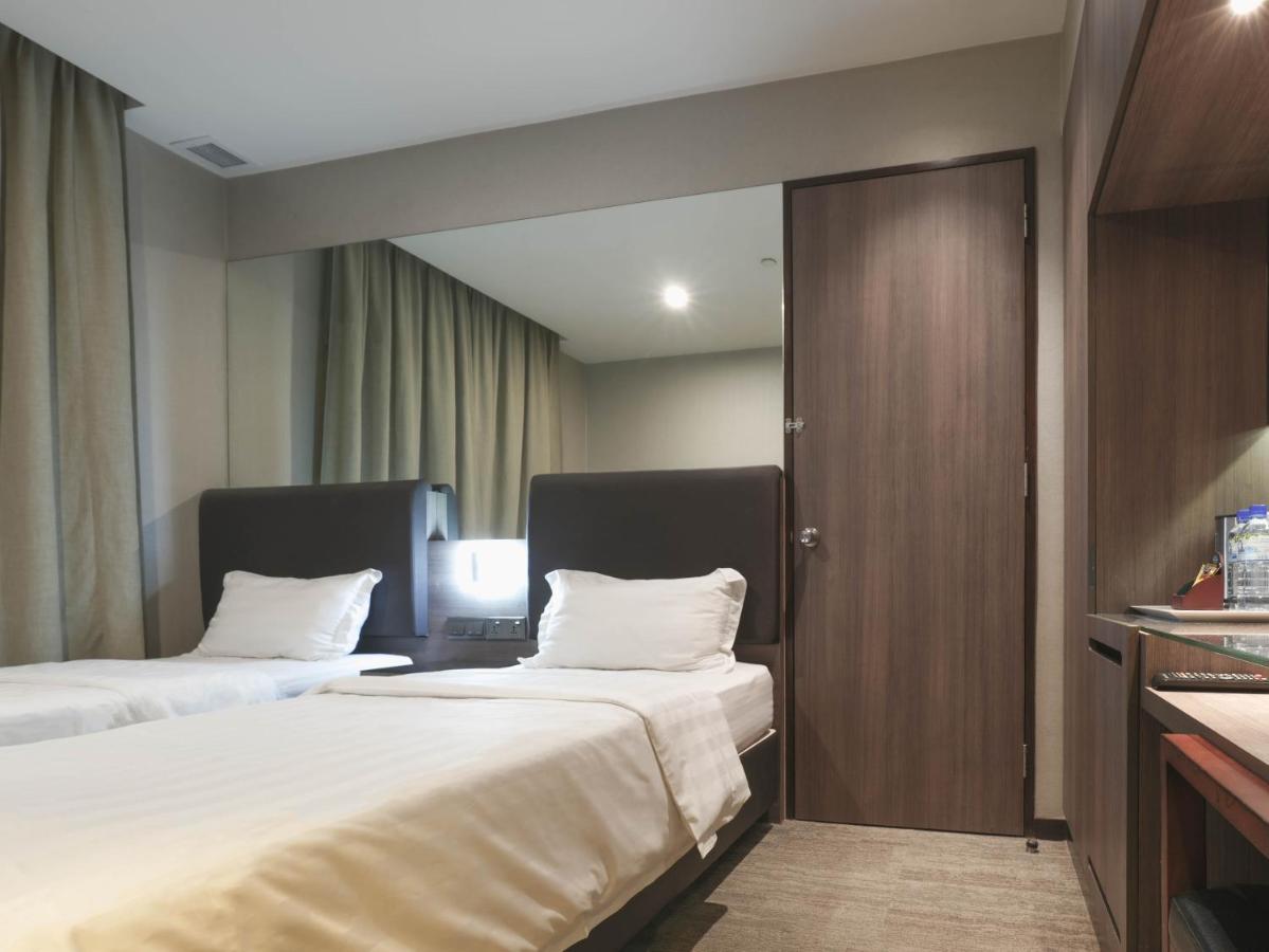 Amrise Hotel Kitchener Singapore Exterior photo