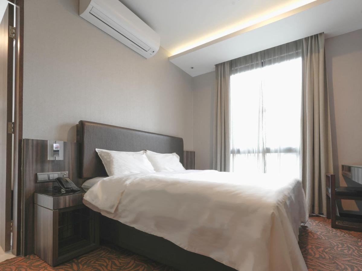 Amrise Hotel Kitchener Singapore Exterior photo