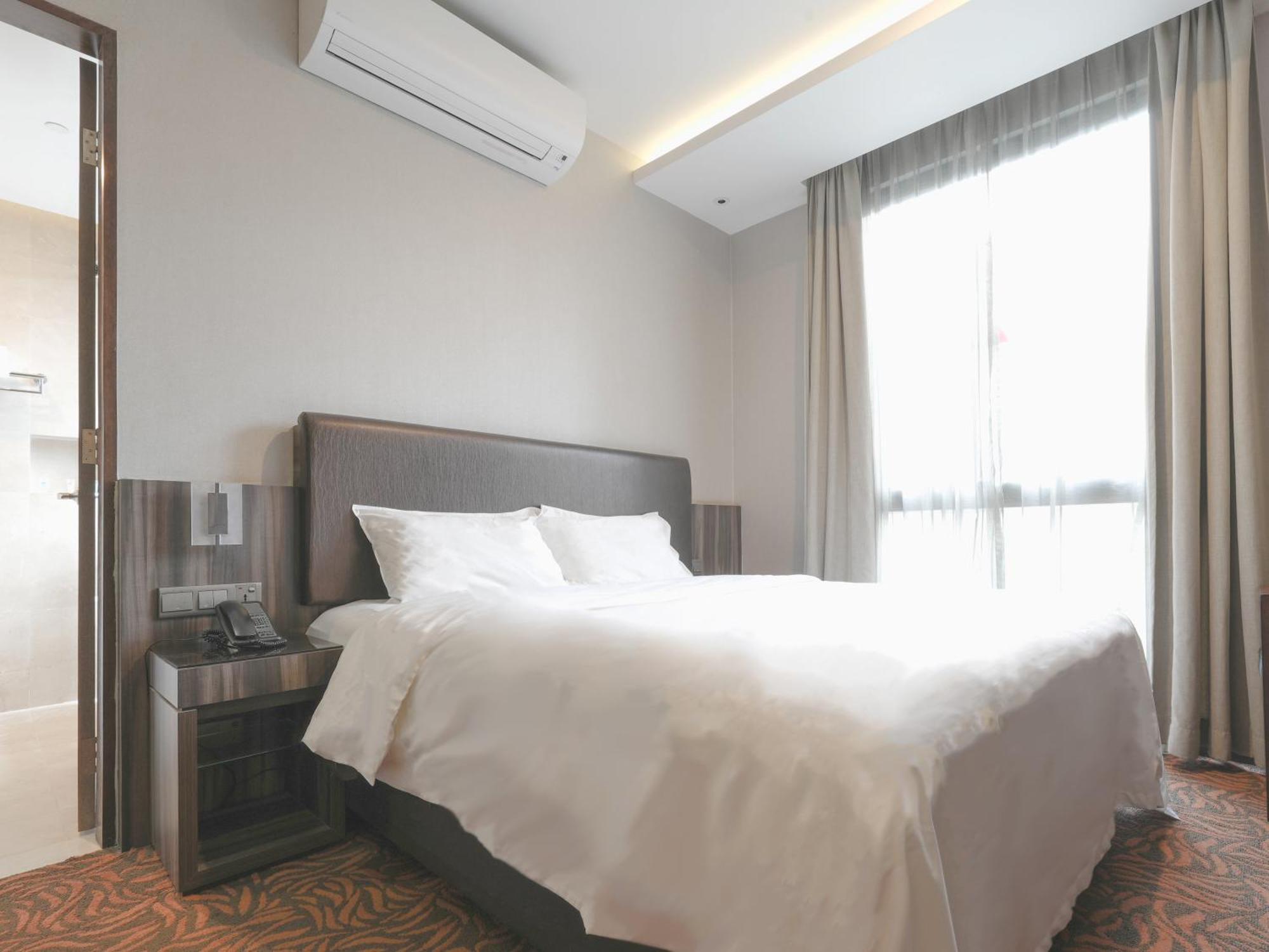 Amrise Hotel Kitchener Singapore Exterior photo
